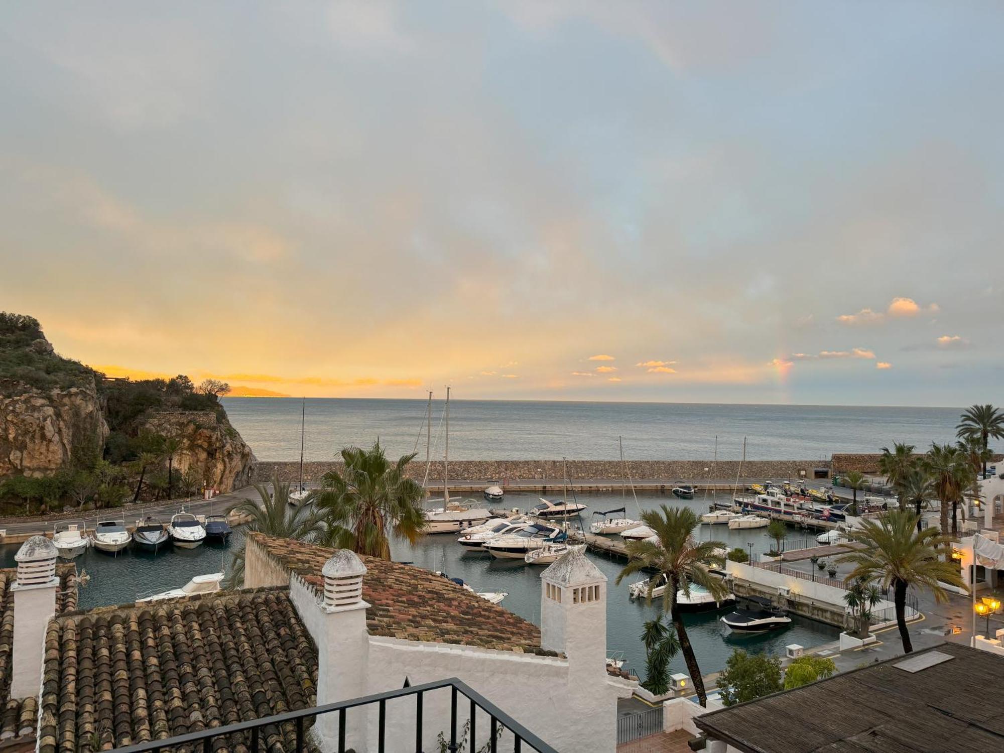 Sunny Getaway Apartment La Herradura  Exterior photo
